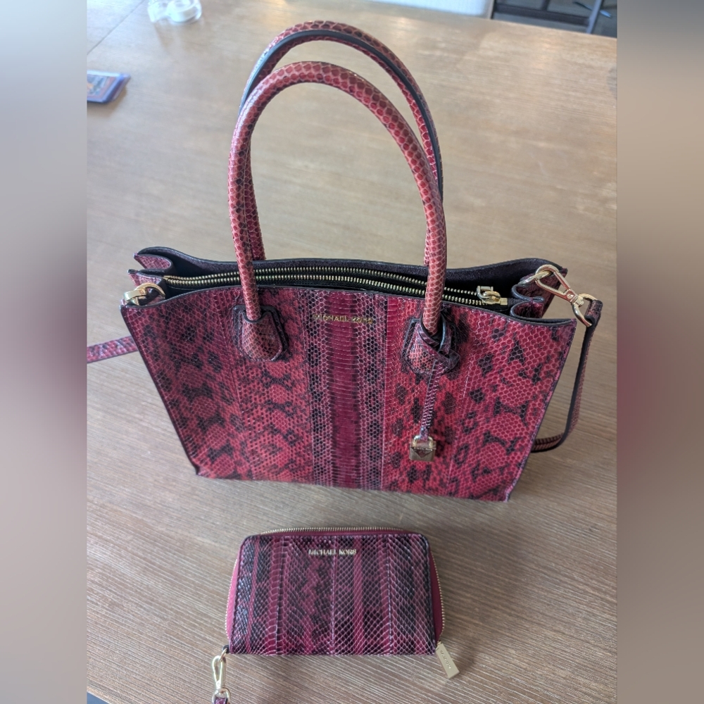 Genuine snakeskin purse and matching wallet